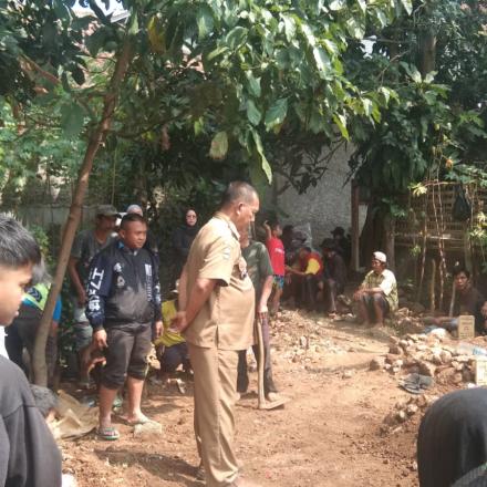 Album : PEMAKAMAN WARGA RW 01 DUSUN II DI KP LEBAKWANGI